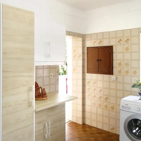 Da By Interhome *